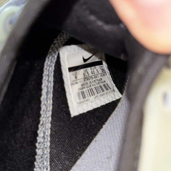 Nike Presto shoes, womens 9 - Picture 5 of 7